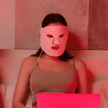 Dermatologist Recommended LED Device